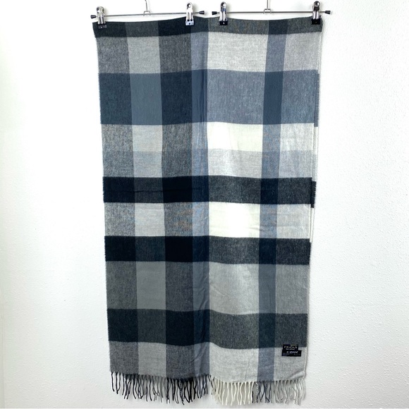 Fraas Feel Cashmink Gray Black Plaid Scarf - Picture 5 of 10